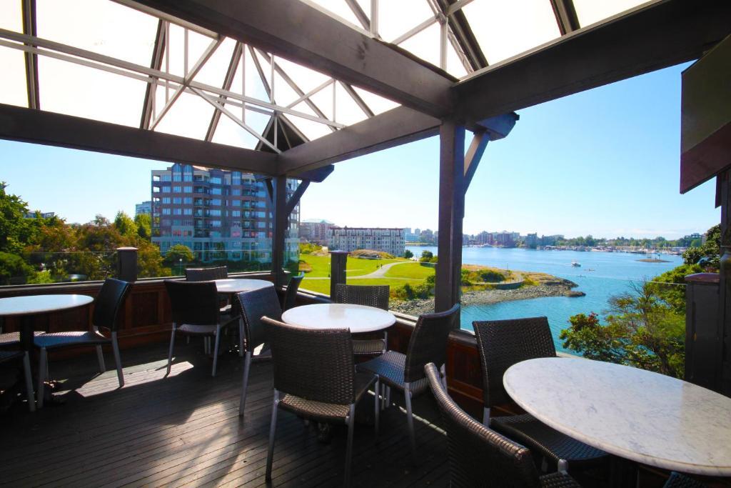 Spinnakers Gastro Brewpub & Guesthouses Victoria Exteriér fotografie